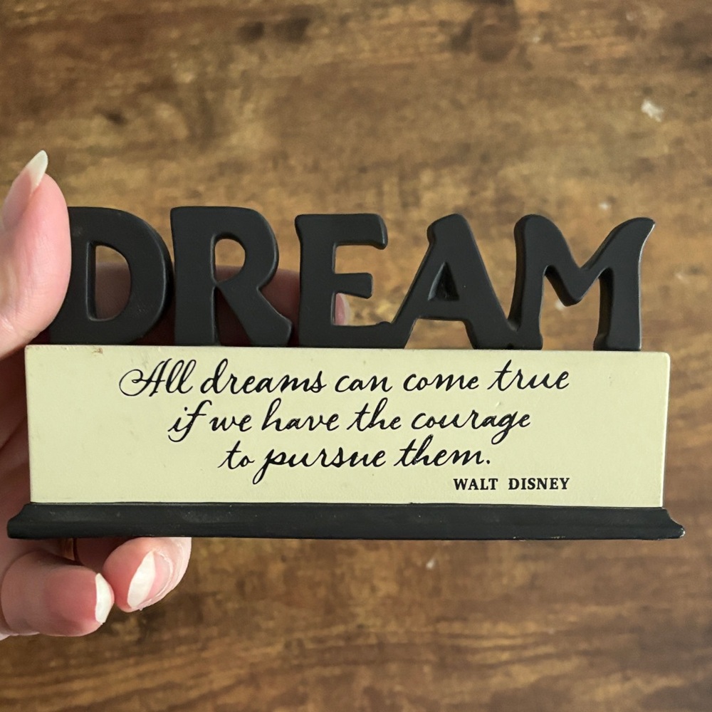 Disney Black and Cream 'Dream' Quote Decor